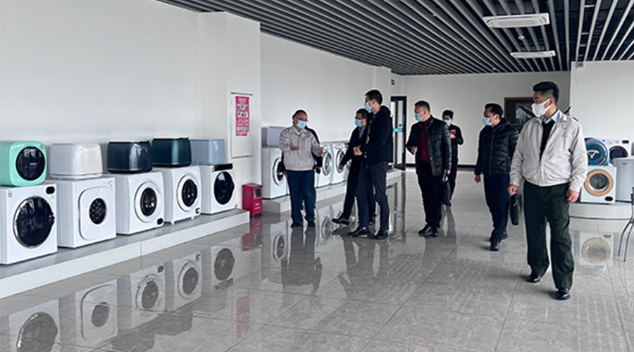 分享交流！鶴山市領(lǐng)導(dǎo)以及書(shū)記一同到訪金環(huán)電器