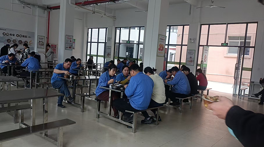 金環(huán)食堂，美味與關(guān)懷的港灣